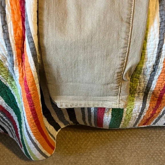 PAIGE Beige Patterned Denim - Picture 4 of 11